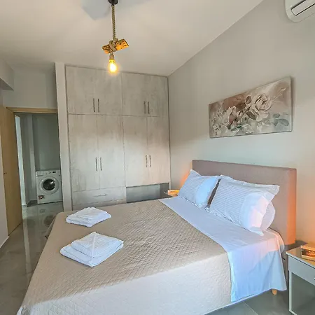 Newly Built House Steps From The Beach: Everything Within Walking Distance - Enjoy A Car-free Agia Marina