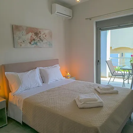 Newly Built House Steps From The Beach: Everything Within Walking Distance - Enjoy A Car-free Aγία Μαρίνα