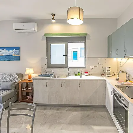 Newly Built House Steps From The Beach: Everything Within Walking Distance - Enjoy A Car-free Aγία Μαρίνα